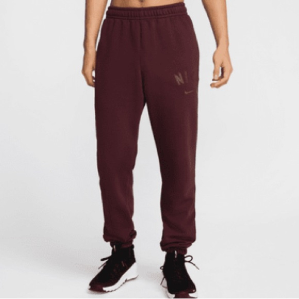 Nike Men's Burgundy Joggers